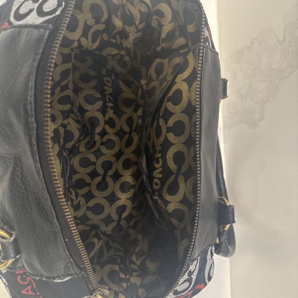 Coach Purse Est. 1941 Broken Zipper - Picture 4 of 11